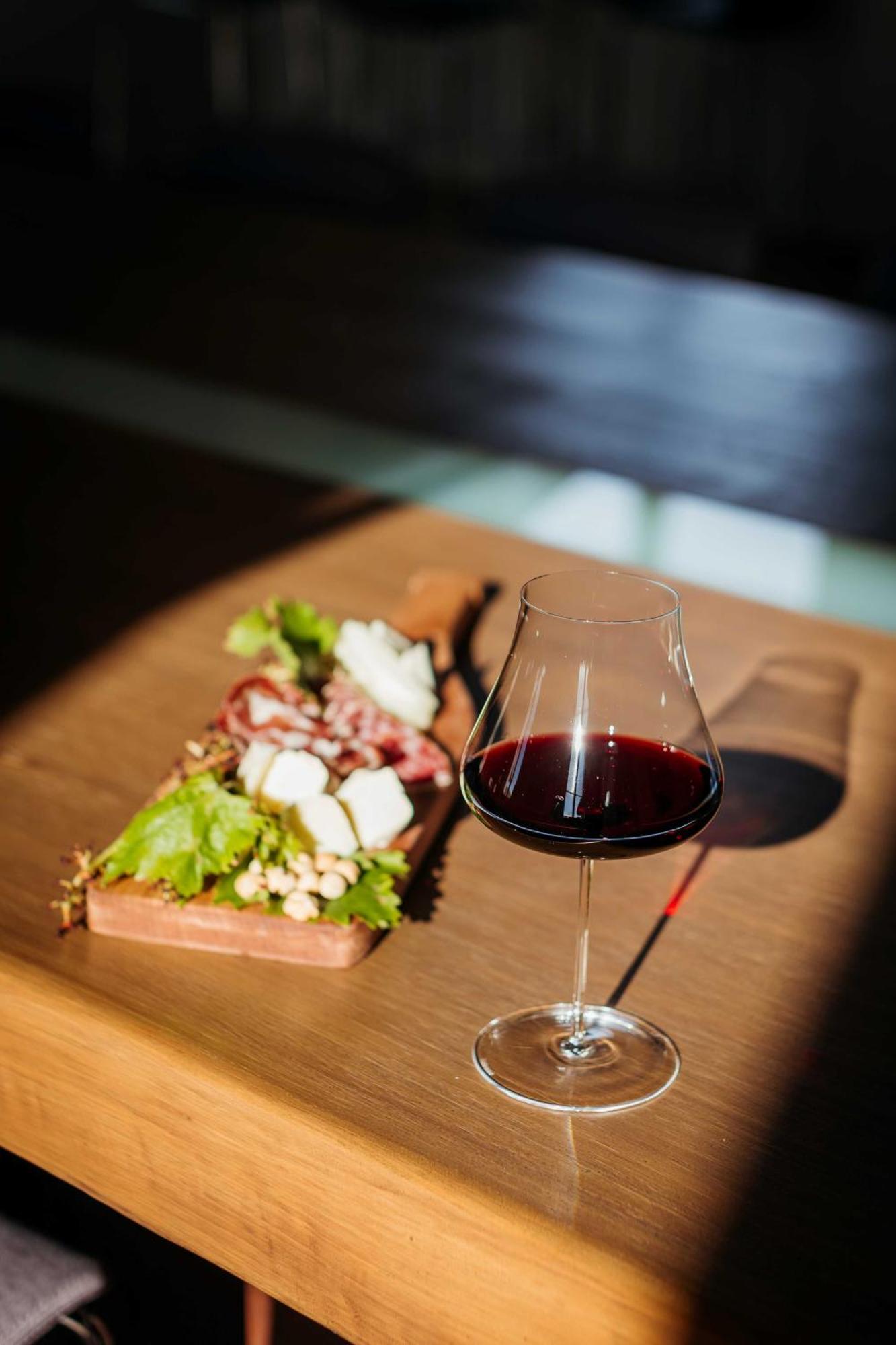 Agriturismo La Torricella Monforte dʼAlba Eksteriør bilde