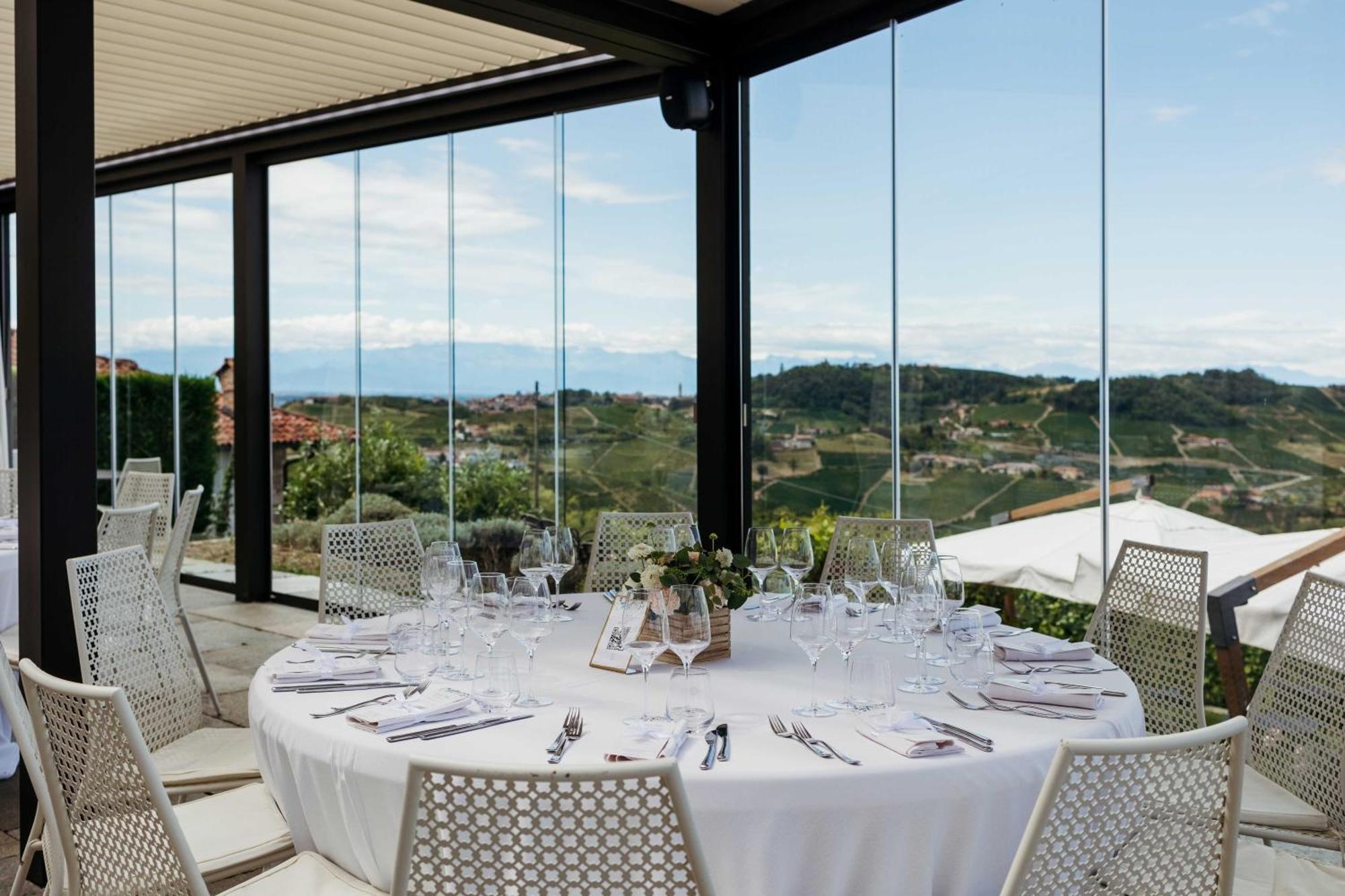 Agriturismo La Torricella Monforte dʼAlba Eksteriør bilde