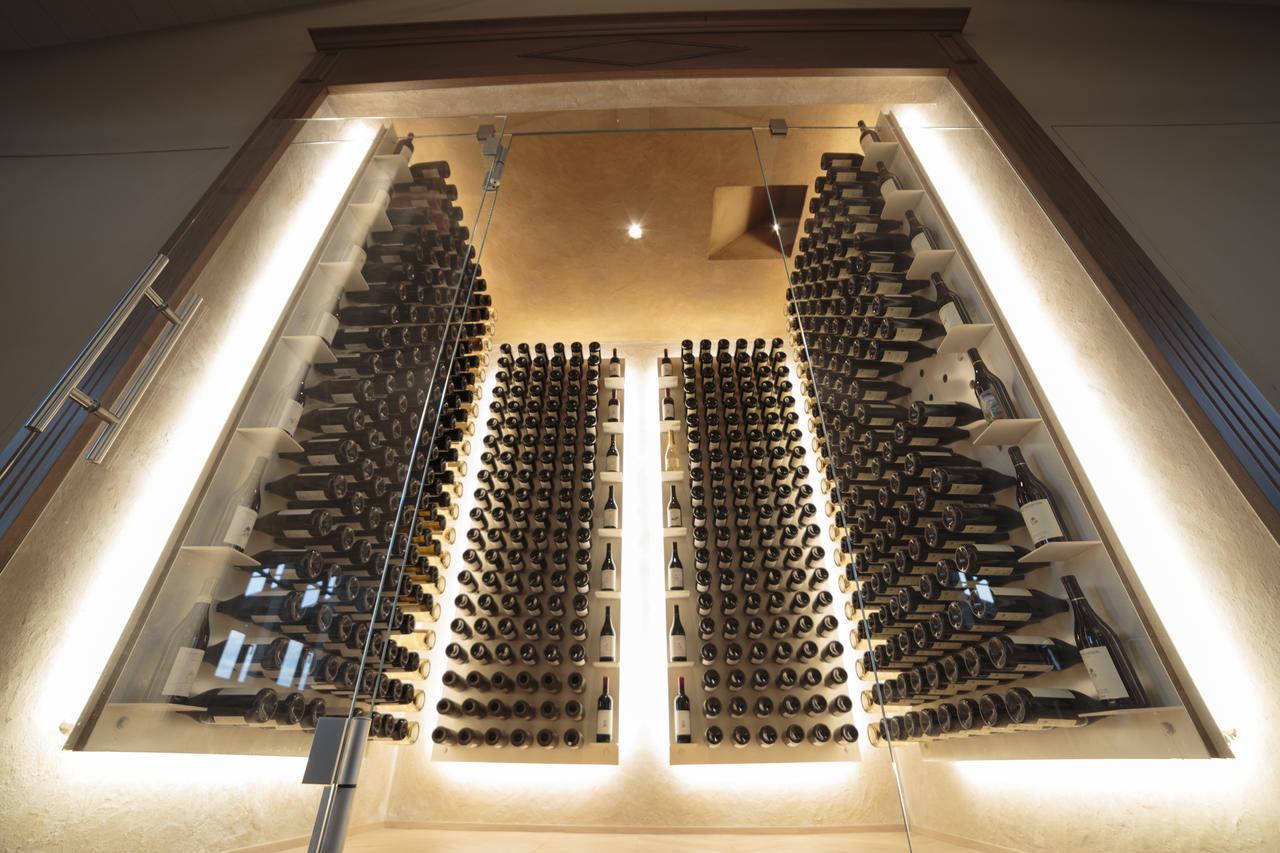 Agriturismo La Torricella Monforte dʼAlba Eksteriør bilde